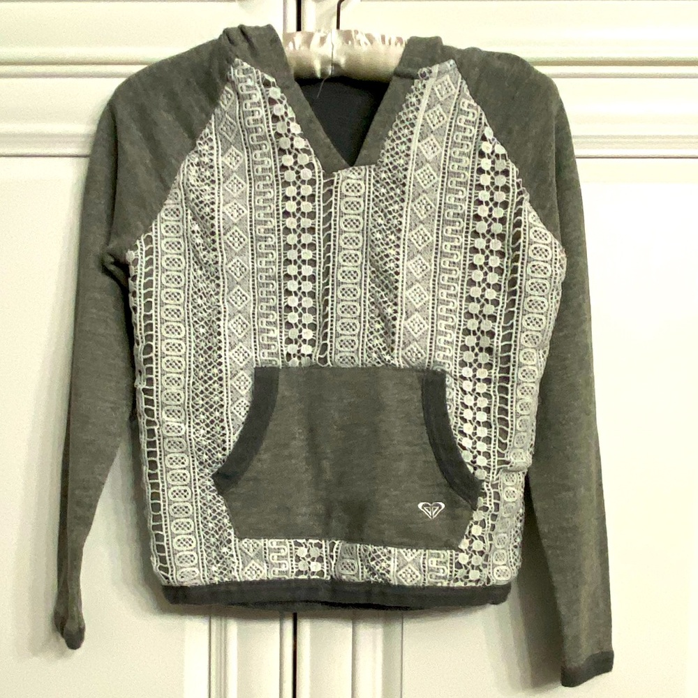 Roxy Kids Girls Medium Size 12-14 Grey with Cream Lacy Overlay Hoodie Top Shirt